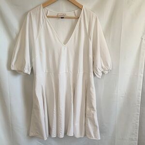 Universal Thread white  V-Neck Top Dress X Large.